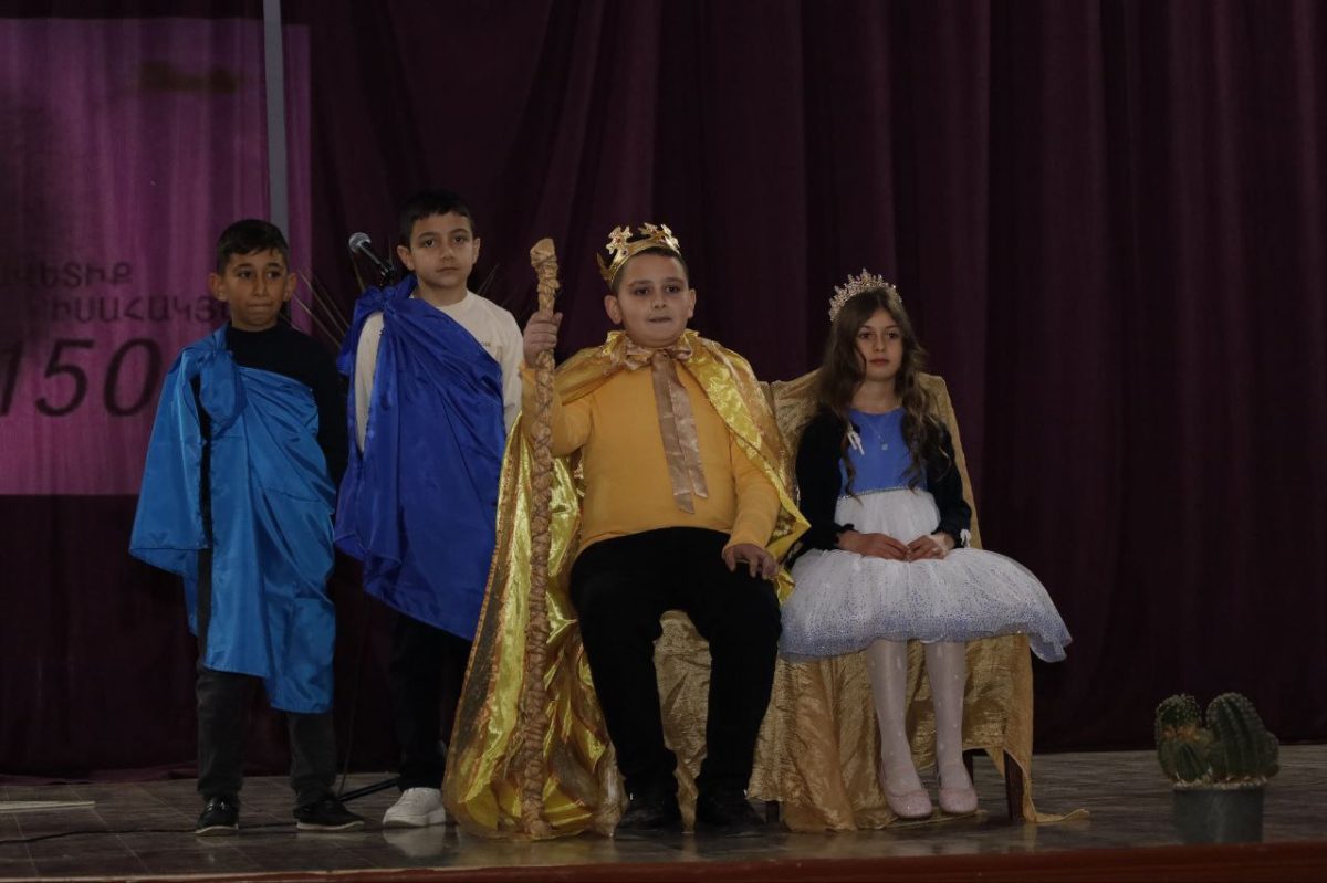 photo 2025-12-05 19-17-52